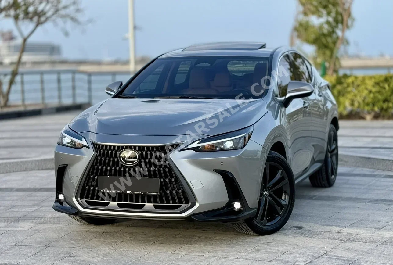 لكزس  ان اكس  350 لكجري  2025  اوتوماتيك  20,000 كم  4 سلندر  دفع كلي مستمر  اس يو في  سونيك تايتينيم  تحت الضمان