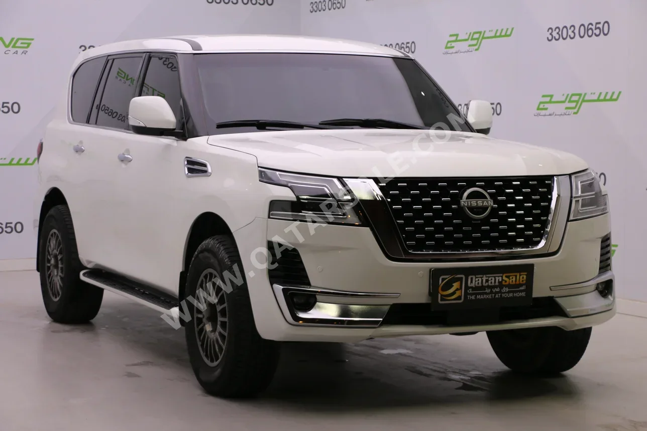 نيسان  باترول  اس اي  2011  اوتوماتيك  50,000 كم  8 سلندر  دفع رباعي  اس يو في  أبيض