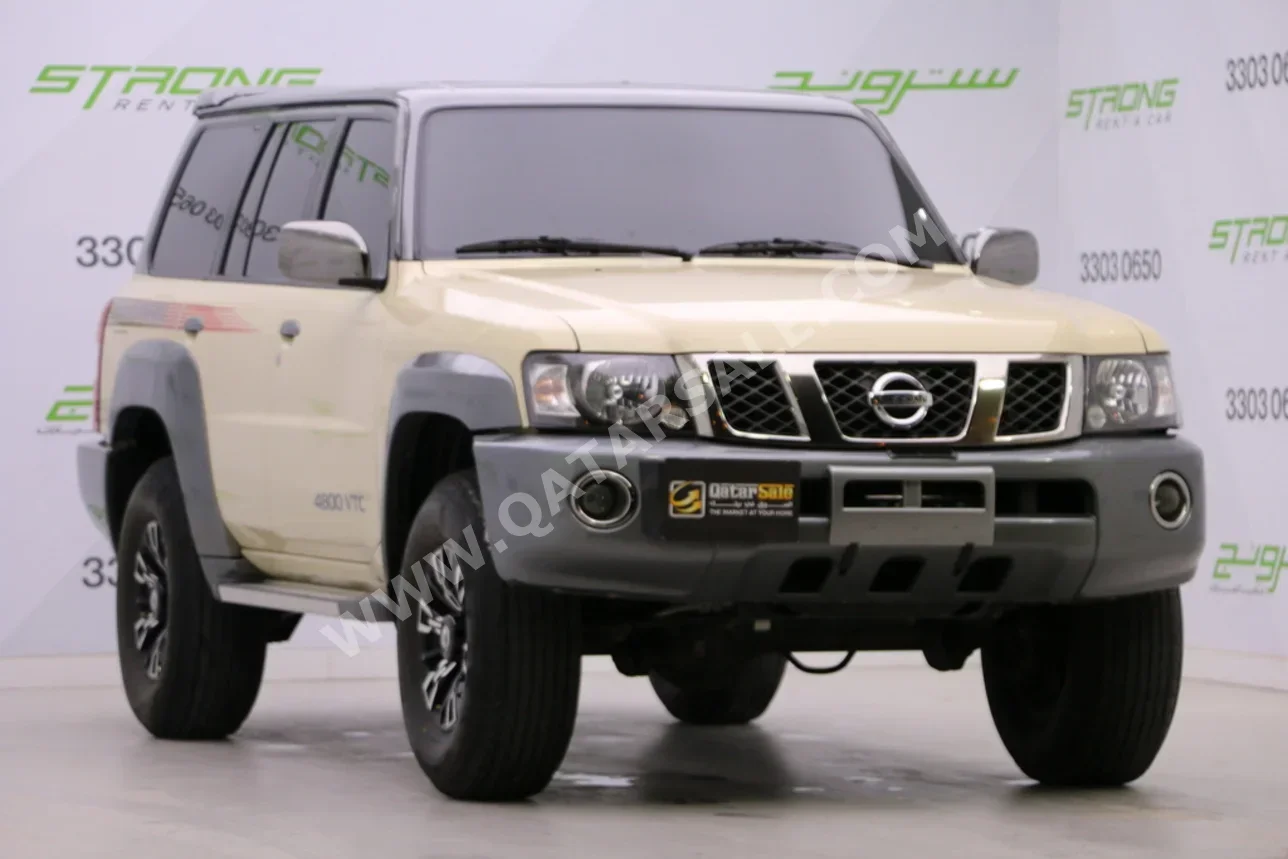 نيسان  باترول  سوبر سفاري  2023  اوتوماتيك  80,000 كم  6 سلندر  دفع رباعي  اس يو في  بيج  تحت الضمان