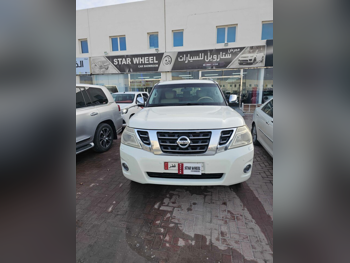 نيسان  باترول  بلاتنيوم  2014  اوتوماتيك  391,000 كم  8 سلندر  دفع رباعي  اس يو في  أبيض