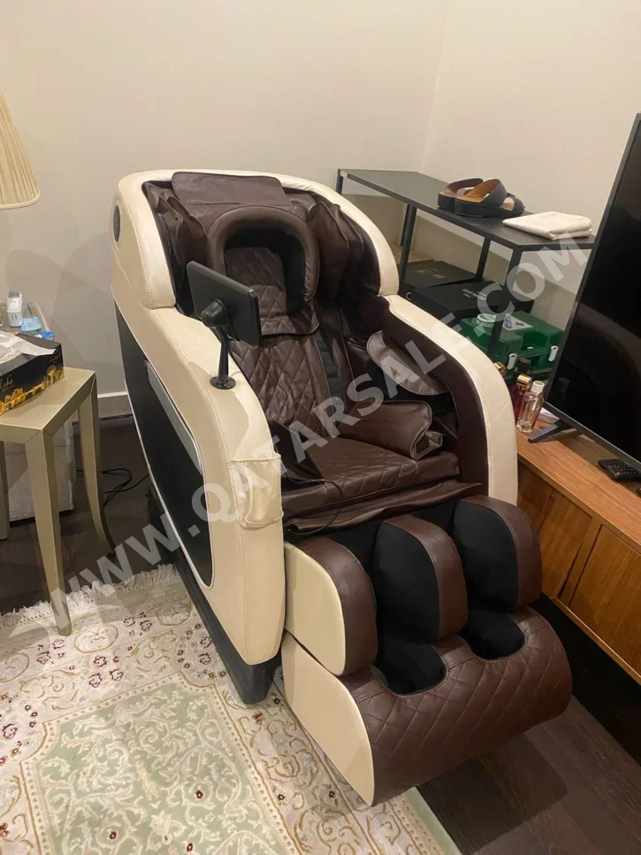 Massage Chair BestMassage White China All Body 4D