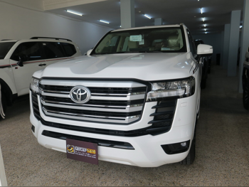 Toyota  Land Cruiser  GXR Twin Turbo  2026  Automatic  0 Km  6 Cylinder  Four Wheel Drive (4WD)  SUV  White  With Warranty