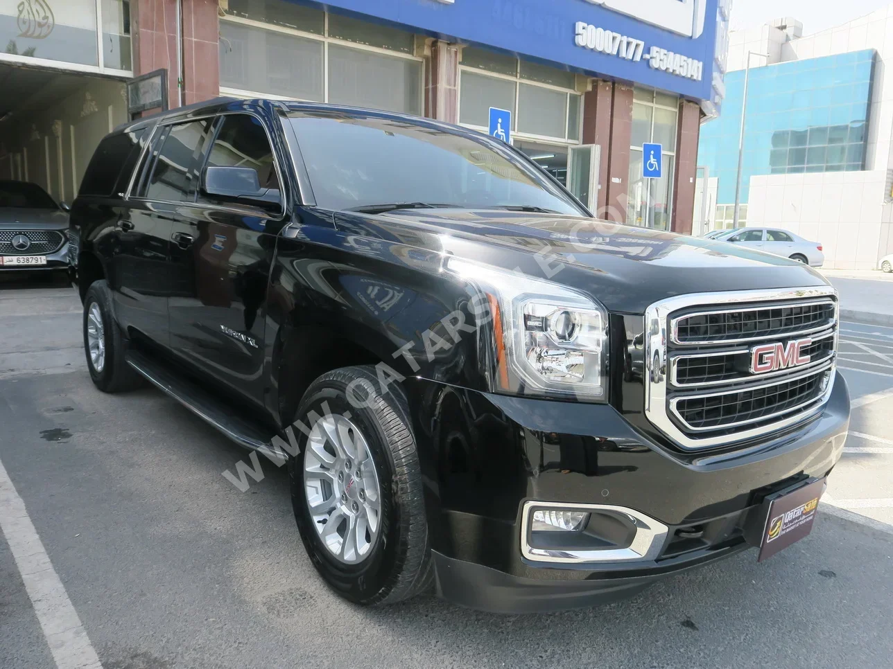 GMC  Yukon  SLE  2019  Automatic  40,000 Km  8 Cylinder  Rear Wheel Drive (RWD)  SUV  Black