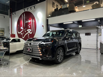 Lexus  LX  700 h  2025  Automatic  13,000 Km  6 Cylinder  Four Wheel Drive (4WD)  SUV  Black  With Warranty