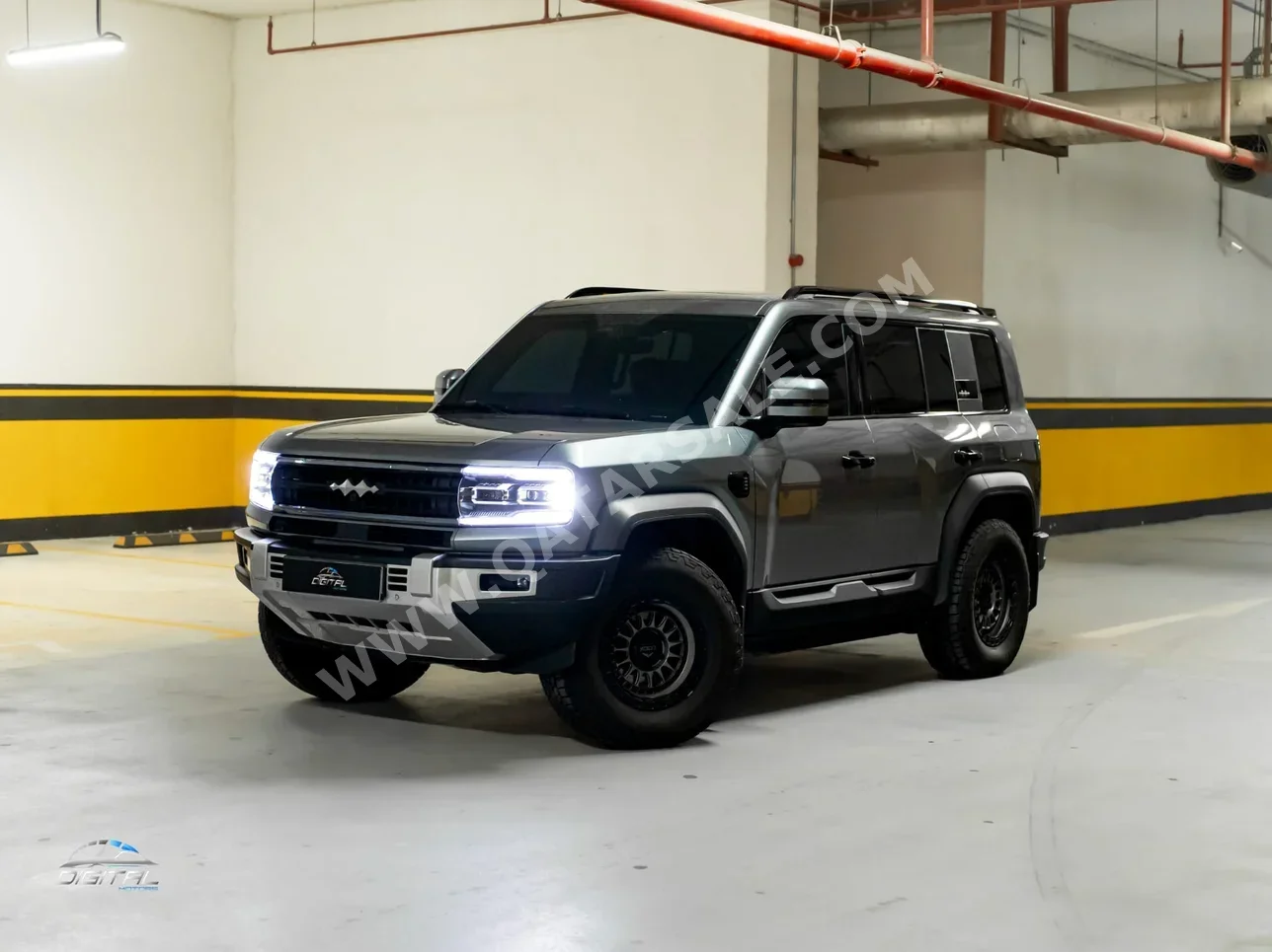 BYD  Leopard 5  Ultra 5  2025  Automatic  33,500 Km  4 Cylinder  All Wheel Drive (AWD)  SUV  Silver  With Warranty