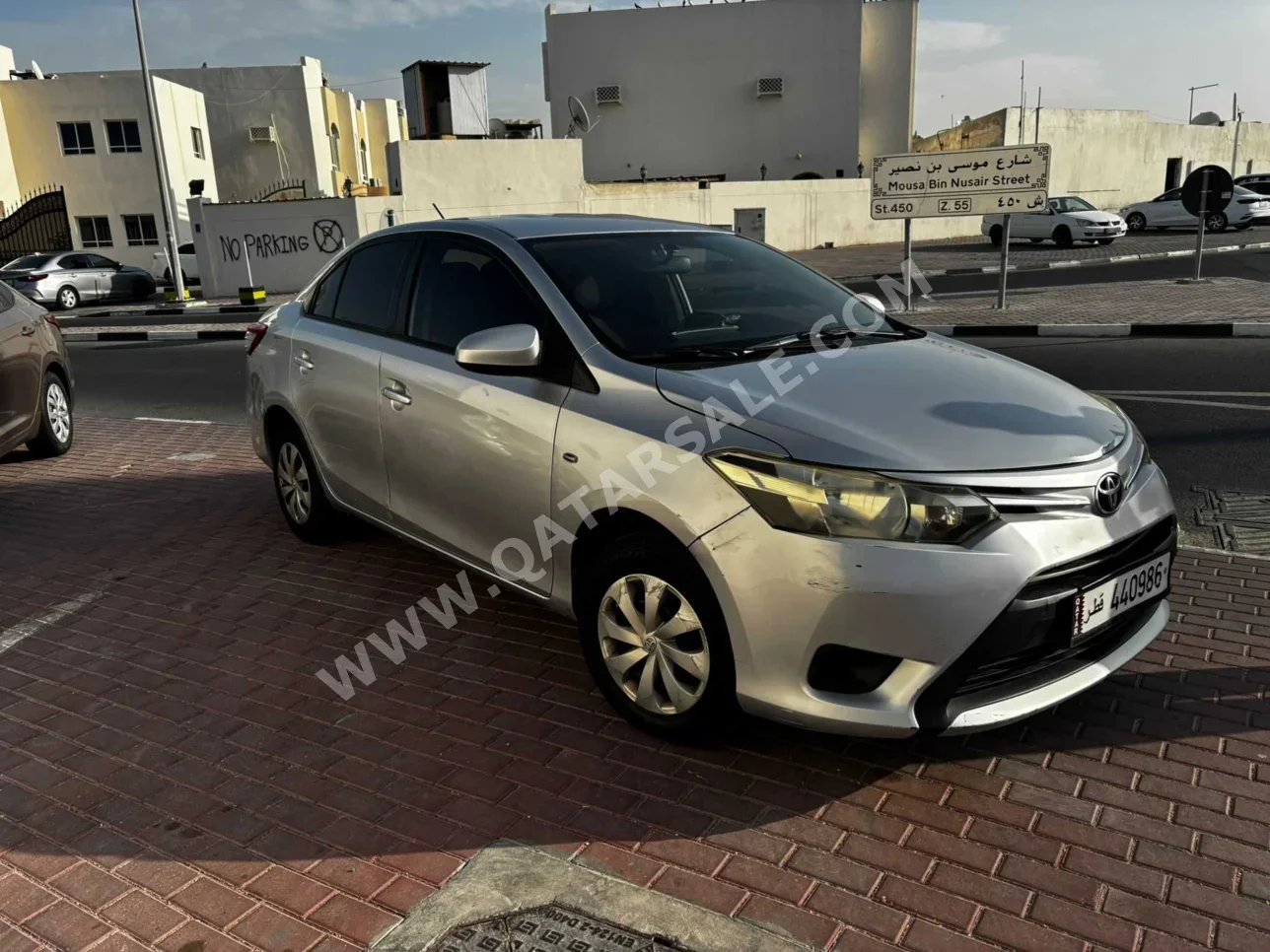Toyota  Yaris  2017  Automatic  295,000 Km  4 Cylinder  Front Wheel Drive (FWD)  Sedan  Silver