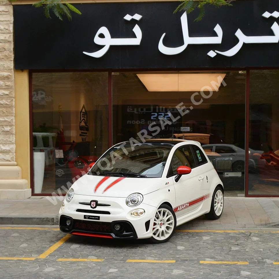 Fiat  595  Abarth  2020  Automatic  65,770 Km  4 Cylinder  Front Wheel Drive (FWD)  Hatchback  White