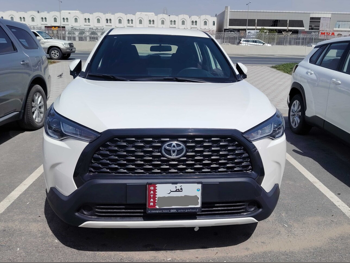 تويوتا  كورولا  ال اي  2024  اوتوماتيك  14,000 كم  4 سلندر  سحب امامي  اس يو في  أبيض  تحت الضمان