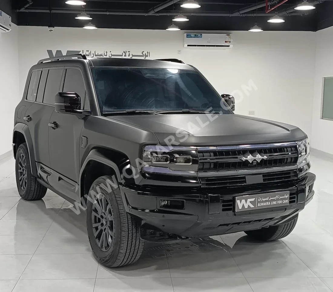 BYD  Leopard 5  Ultra 5  2025  Automatic  22,000 Km  6 Cylinder  Four Wheel Drive (4WD)  Sedan  Black Matte  With Warranty