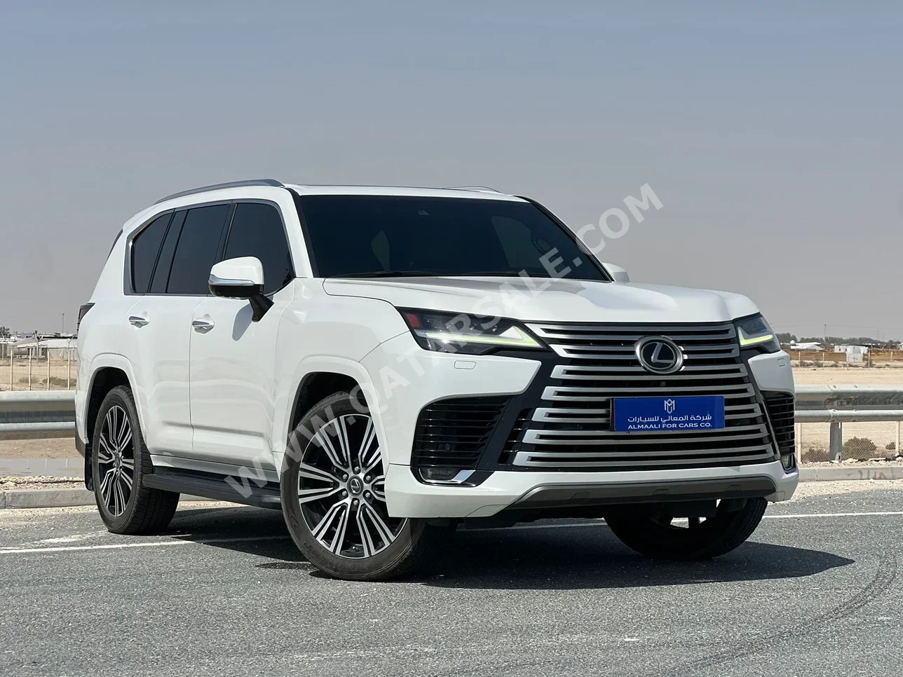 Lexus  LX  600  2022  Automatic  108,000 Km  6 Cylinder  Four Wheel Drive (4WD)  SUV  White