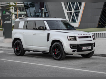 Land Rover  Defender  110  2022  Automatic  73,000 Km  6 Cylinder  Four Wheel Drive (4WD)  SUV  White  With Warranty
