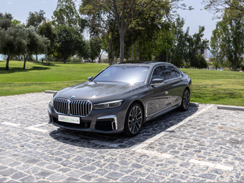 BMW  7-Series  740 Li  2020  Automatic  159,300 Km  6 Cylinder  Four Wheel Drive (4WD)  SUV  Gray