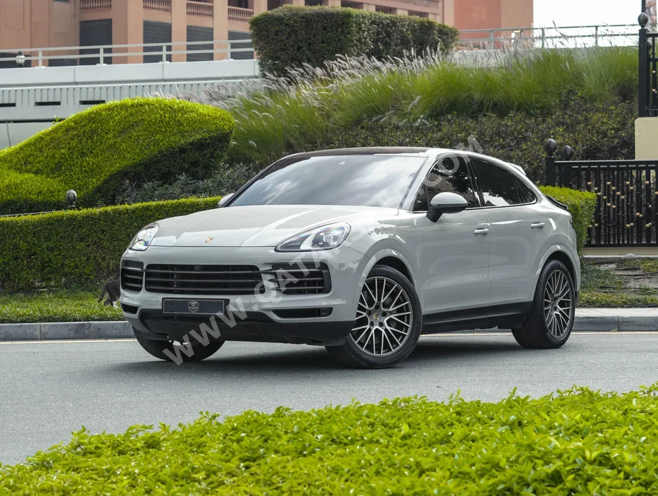 Porsche  Cayenne  Coupe  2022  Automatic  39,000 Km  6 Cylinder  All Wheel Drive (AWD)  SUV  Gray  With Warranty