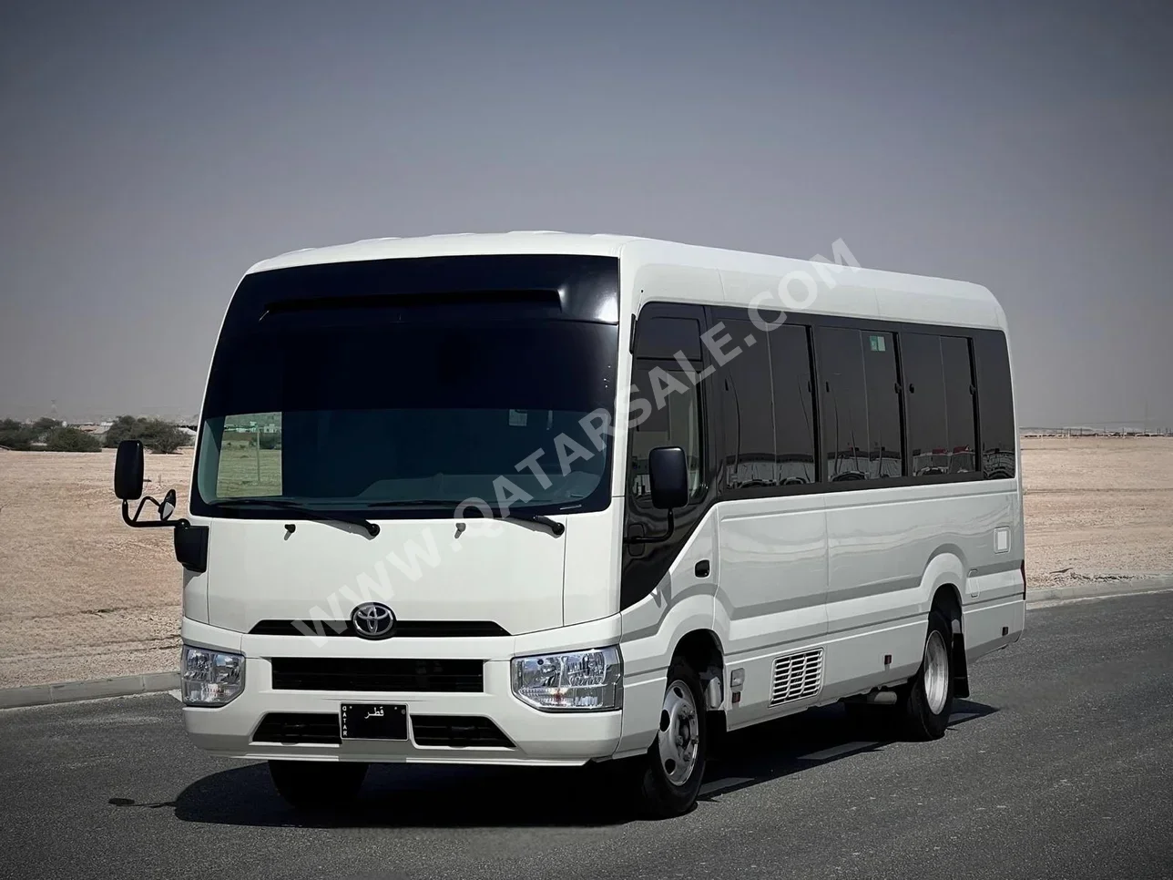 Toyota  Coaster  2022  Manual  196,000 Km  4 Cylinder  Rear Wheel Drive (RWD)  Van / Bus  White