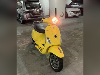 فيسبا  في اكس ال 150 -  2025 - اللون أصفر -  الضمان