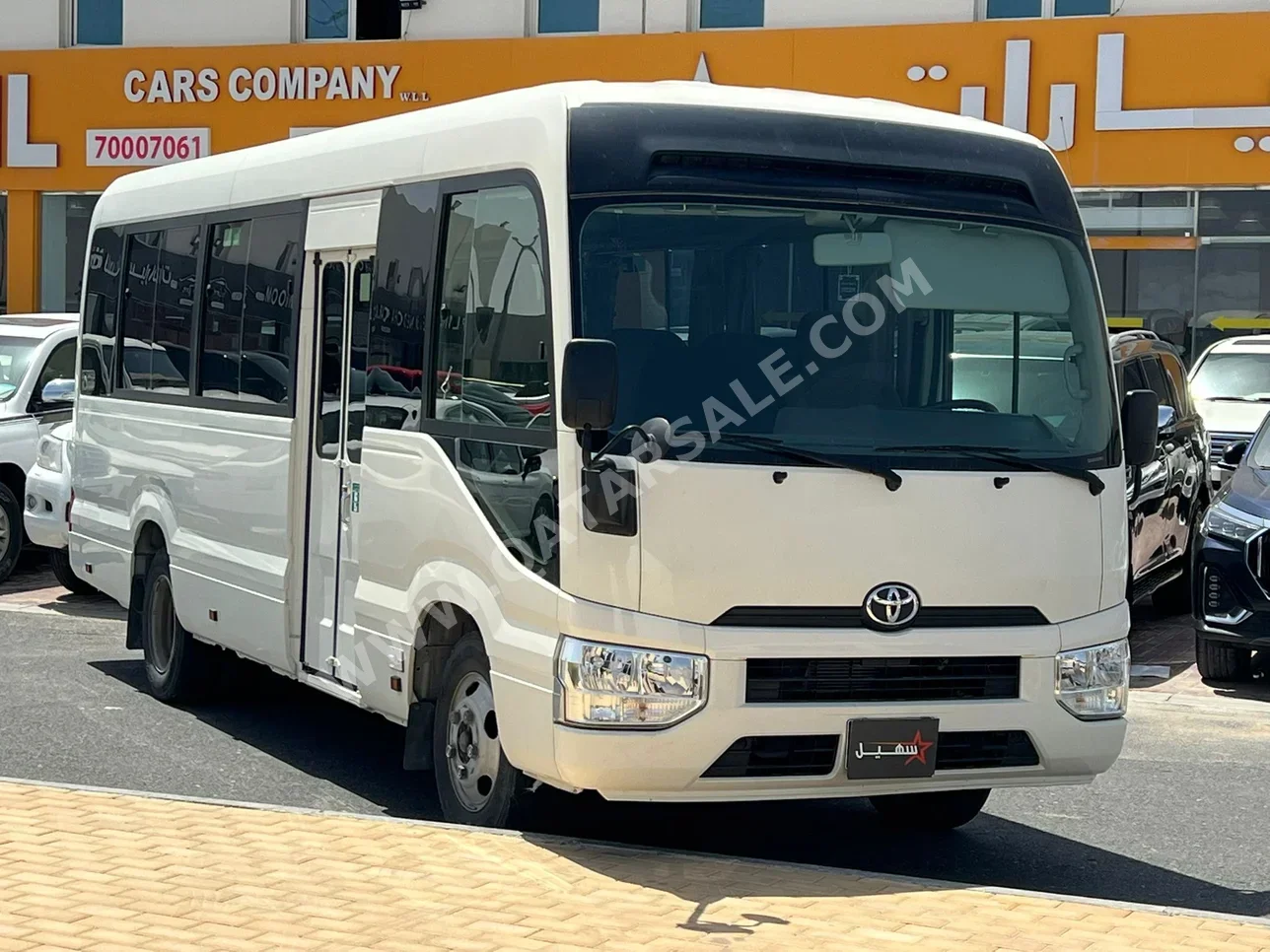 Toyota  Coaster  2022  Manual  282,000 Km  4 Cylinder  Rear Wheel Drive (RWD)  Van / Bus  White