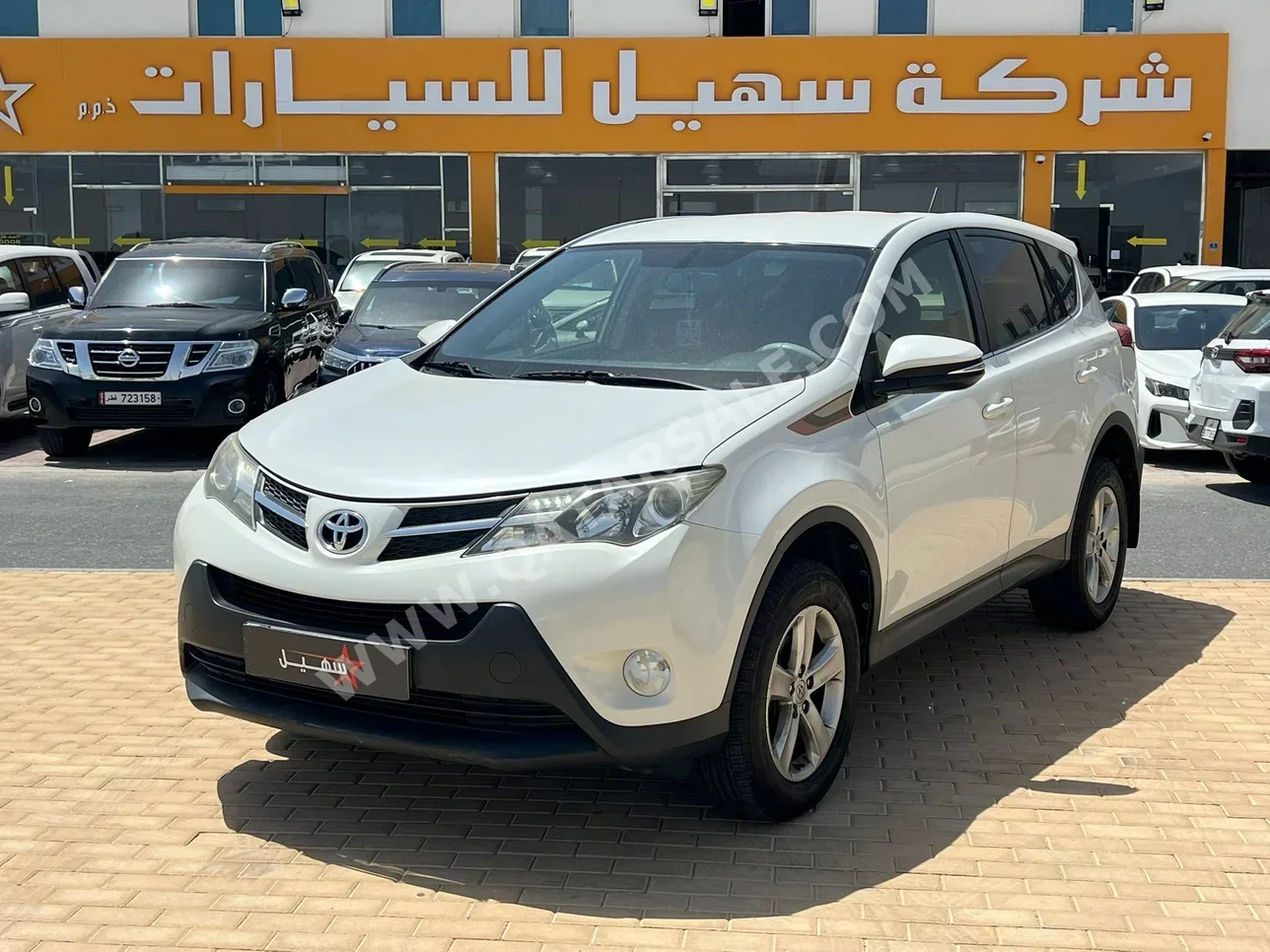 Toyota  Rav 4  2014  Automatic  206,000 Km  4 Cylinder  Rear Wheel Drive (RWD)  SUV  White