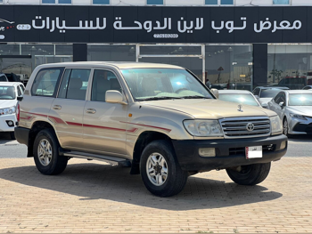 Toyota  Land Cruiser  GX  2004  Manual  161,000 Km  6 Cylinder  Four Wheel Drive (4WD)  SUV  Gold