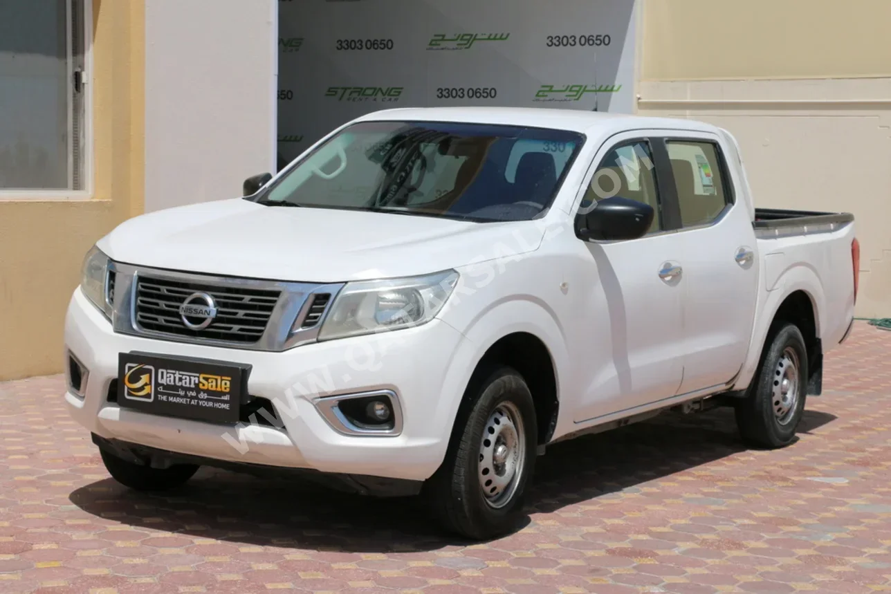 Nissan  Navara  2017  Automatic  376,000 Km  4 Cylinder  Rear Wheel Drive (RWD)  Pick Up  White
