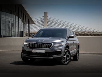 سكودا  كودياك  2024  تبترونك  4,576 كم  4 سلندر  سحب امامي  اس يو في  رمادي  تحت الضمان