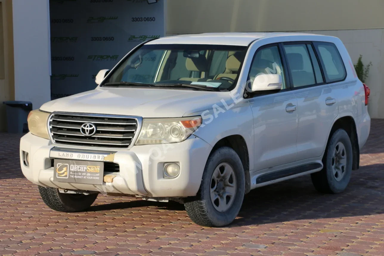 Toyota  Land Cruiser  GX  2014  Automatic  479,000 Km  6 Cylinder  Four Wheel Drive (4WD)  SUV  Pearl