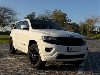 جييب  جراند شيروكي  ليميتد اديشن  2014  اوتوماتيك  169,000 كم  8 سلندر  دفع رباعي  اس يو في  أبيض