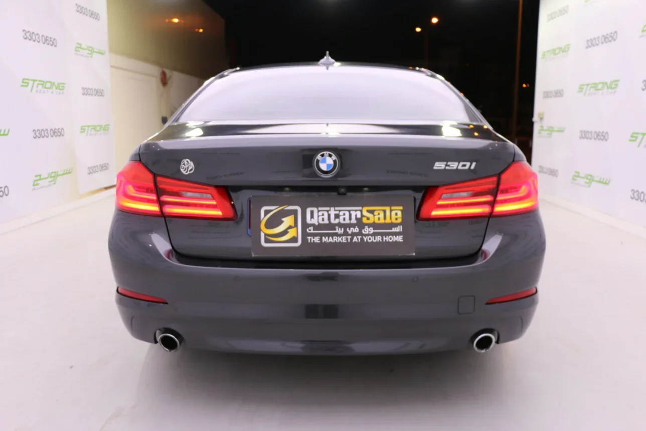 BMW  5-Series  530i  2017  Automatic  51,000 Km  6 Cylinder  Rear Wheel Drive (RWD)  Sedan  Gray