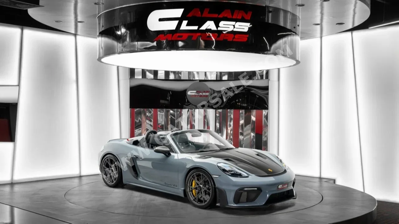 بورش  718  سبايدر اراس  2023  اوتوماتيك  1,167 كم  6 سلندر  دفع خلفي  كشف  رمادي