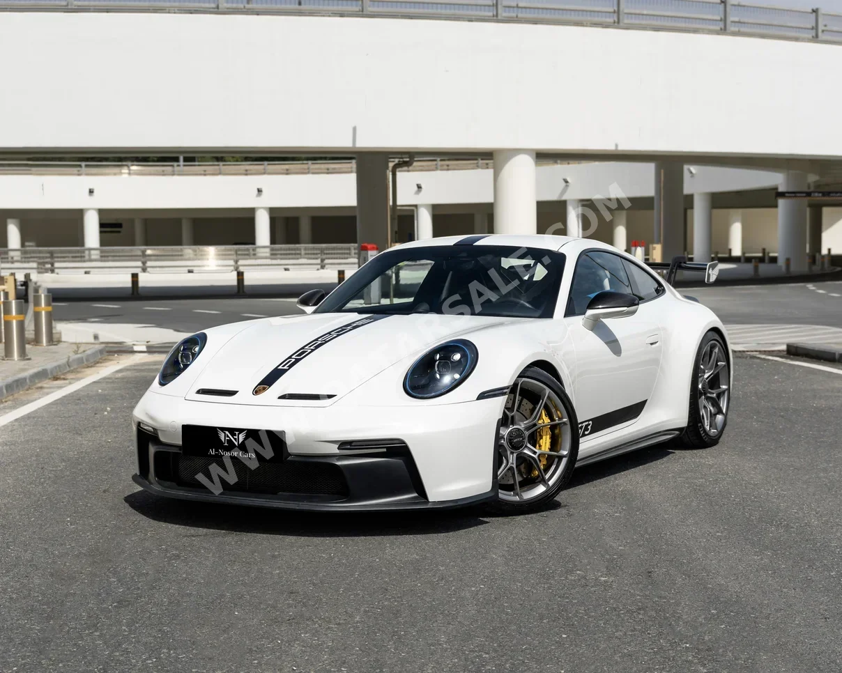 بورش  911  جي تي 3  2022  اوتوماتيك  51,000 كم  6 سلندر  دفع خلفي  كوبيه \ سبورت  أبيض  تحت الضمان
