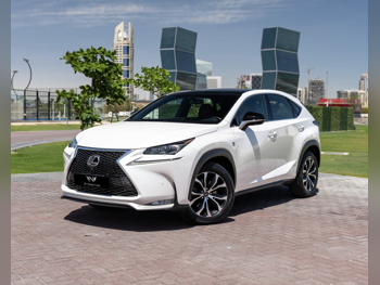 لكزس  ان اكس  200تي اف سبورت  2017  اوتوماتيك  108,000 كم  4 سلندر  دفع رباعي  اس يو في  أبيض