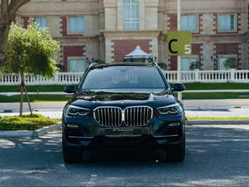 بي ام دبليو  الفئة - اكس  اكس 5 40 اي  2021  اوتوماتيك  53,000 كم  6 سلندر  دفع كلي مستمر  اس يو في  رمادي  تحت الضمان