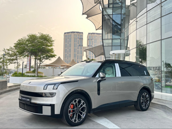 Lynk & Co  900  2025  Automatic  0 Km  4 Cylinder  All Wheel Drive (AWD)  SUV  Silver