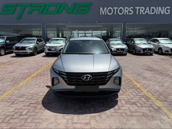 Hyundai  Tucson  2024  Automatic  90,000 Km  4 Cylinder  Front Wheel Drive (FWD)  SUV  Gray