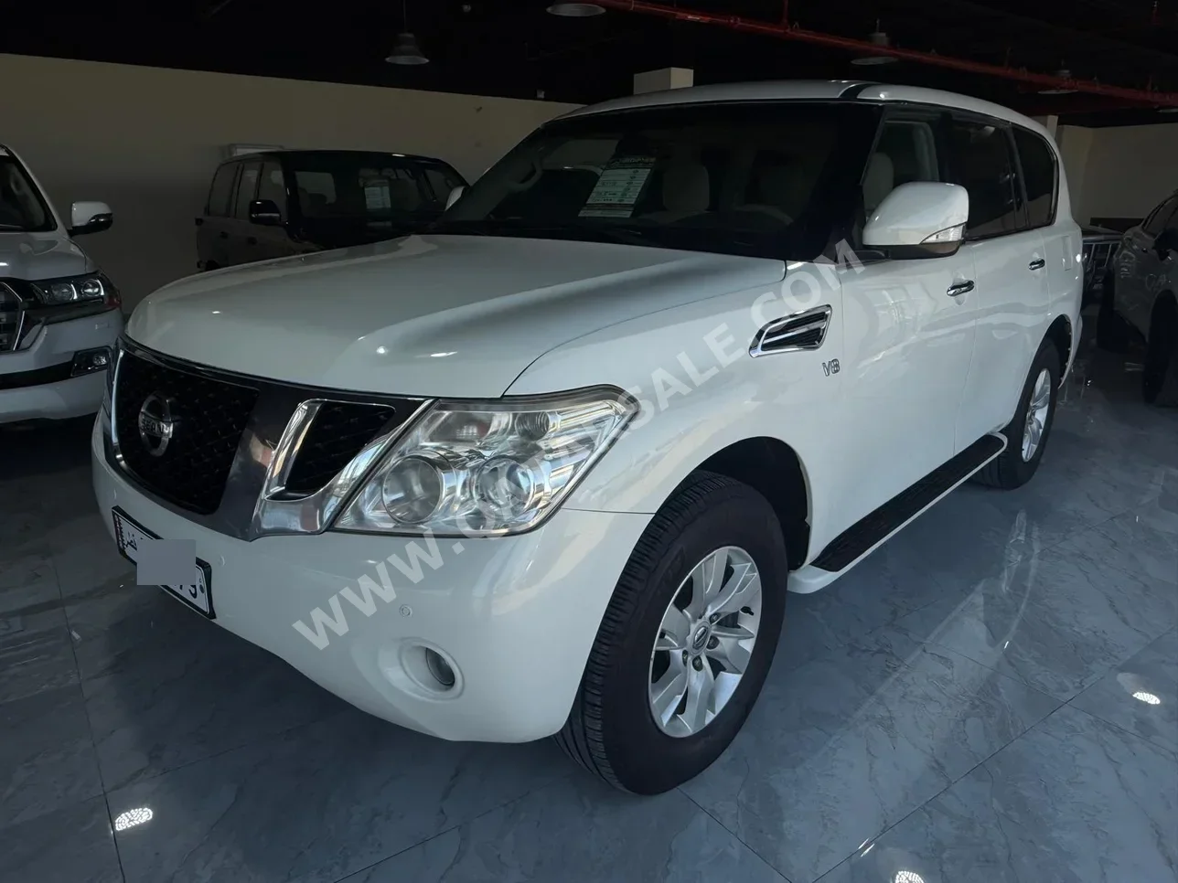 نيسان  باترول  اس اي  2013  اوتوماتيك  225,000 كم  8 سلندر  دفع رباعي  اس يو في  أبيض