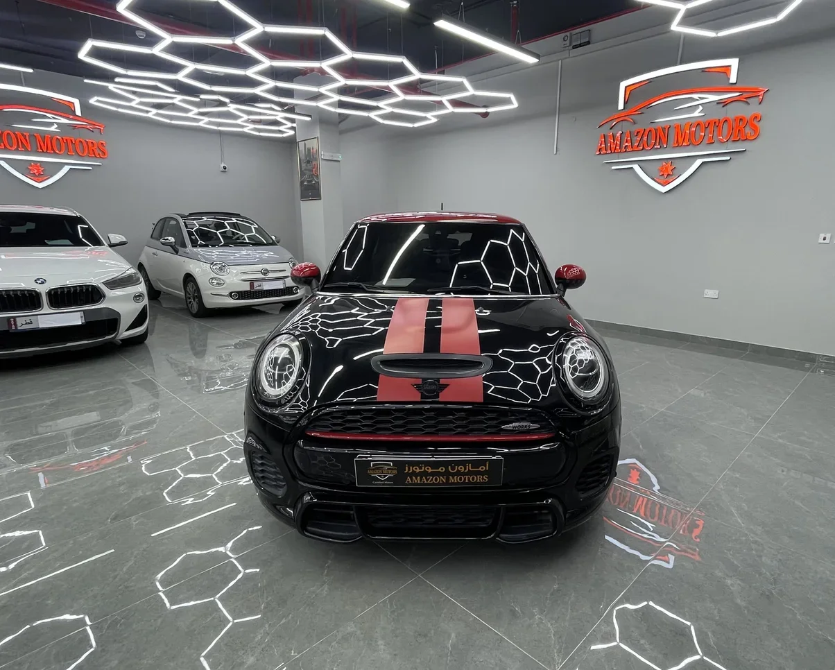 Mini  Cooper  Clubman JCW  2019  Automatic  95,000 Km  4 Cylinder  Front Wheel Drive (FWD)  Hatchback  Black