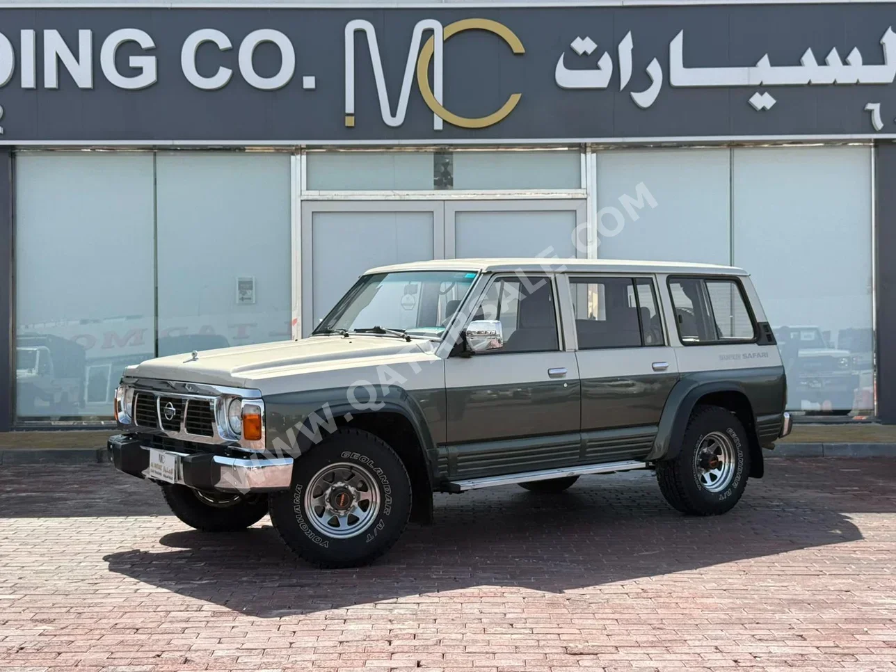 Nissan  Patrol  Super Safari  1993  Automatic  109,000 Km  6 Cylinder  Four Wheel Drive (4WD)  SUV  Green and Gold