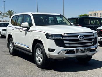 تويوتا  لاند كروزر  جي اكس ار  2025  اوتوماتيك  0 كم  6 سلندر  دفع رباعي  اس يو في  أبيض  تحت الضمان