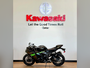 كاوازاكي  زد اكس - 6 ار -  2026 - اللون اسود -  الضمان