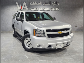 شفروليه  تاهو  ال تي  2013  اوتوماتيك  151,000 كم  8 سلندر  دفع رباعي  اس يو في  فضي