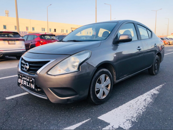 نيسان  صني  2019  اوتوماتيك  185,000 كم  4 سلندر  سحب امامي  سيدان  رمادي