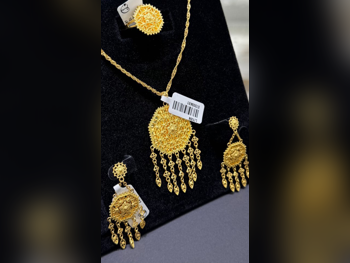 Gold Set  Bahrain  Woman  By Weight  23.46 Gram  Minimalist  Maintenance Warranty  Free Shipping  Yellow Gold  21k
