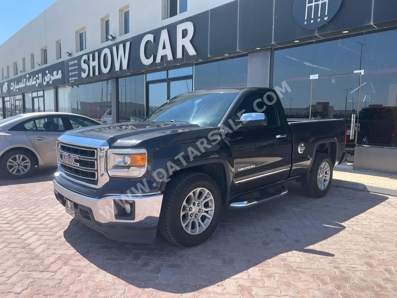 جي ام سي  سييرا  1500  2015  اوتوماتيك  210,000 كم  8 سلندر  دفع رباعي  بيكب  رمادي