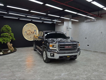 جي ام سي  سييرا  1500  2015  اوتوماتيك  270,000 كم  8 سلندر  دفع رباعي  بيكب  أسود