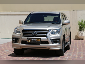 Lexus  LX  570  2014  Automatic  228,000 Km  8 Cylinder  Four Wheel Drive (4WD)  SUV  Gold