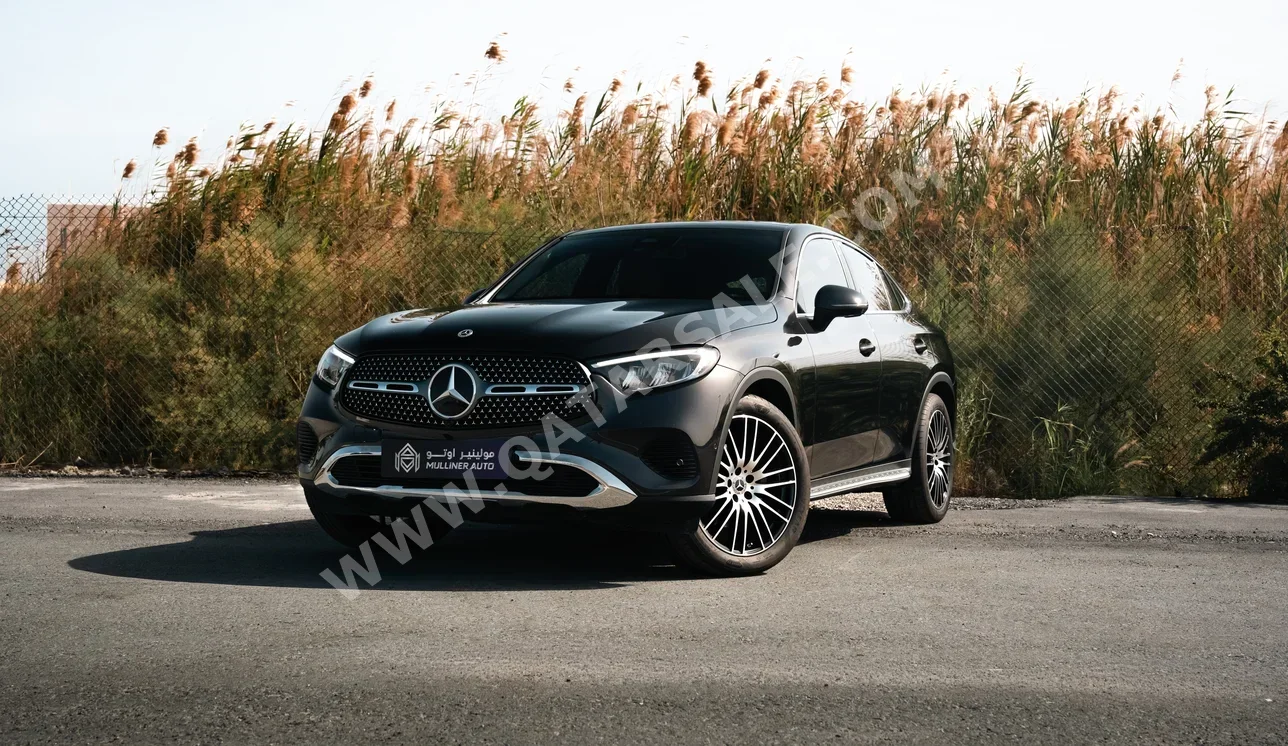 Mercedes-Benz  GLC  200 AMG  2025  Automatic  1,500 Km  4 Cylinder  All Wheel Drive (AWD)  SUV  Black  With Warranty