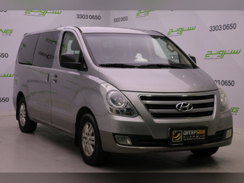 هيونداي  فان اتش وان  2016  اوتوماتيك  64,688 كم  4 سلندر  دفع خلفي  فان \ باص  فضي