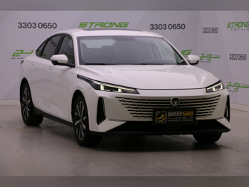 تشانجان  ايادو  2025  اوتوماتيك  18,000 كم  4 سلندر  سحب امامي  سيدان  أبيض لؤلؤي  تحت الضمان