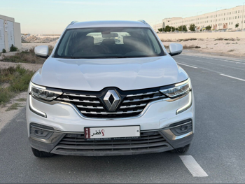 رينو  كوليوس  2022  اوتوماتيك  7,000 كم  4 سلندر  دفع خلفي  اس يو في  رمادي