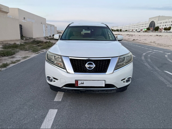 نيسان  باثفايندر  2014  اوتوماتيك  92,000 كم  6 سلندر  دفع رباعي  اس يو في  أبيض