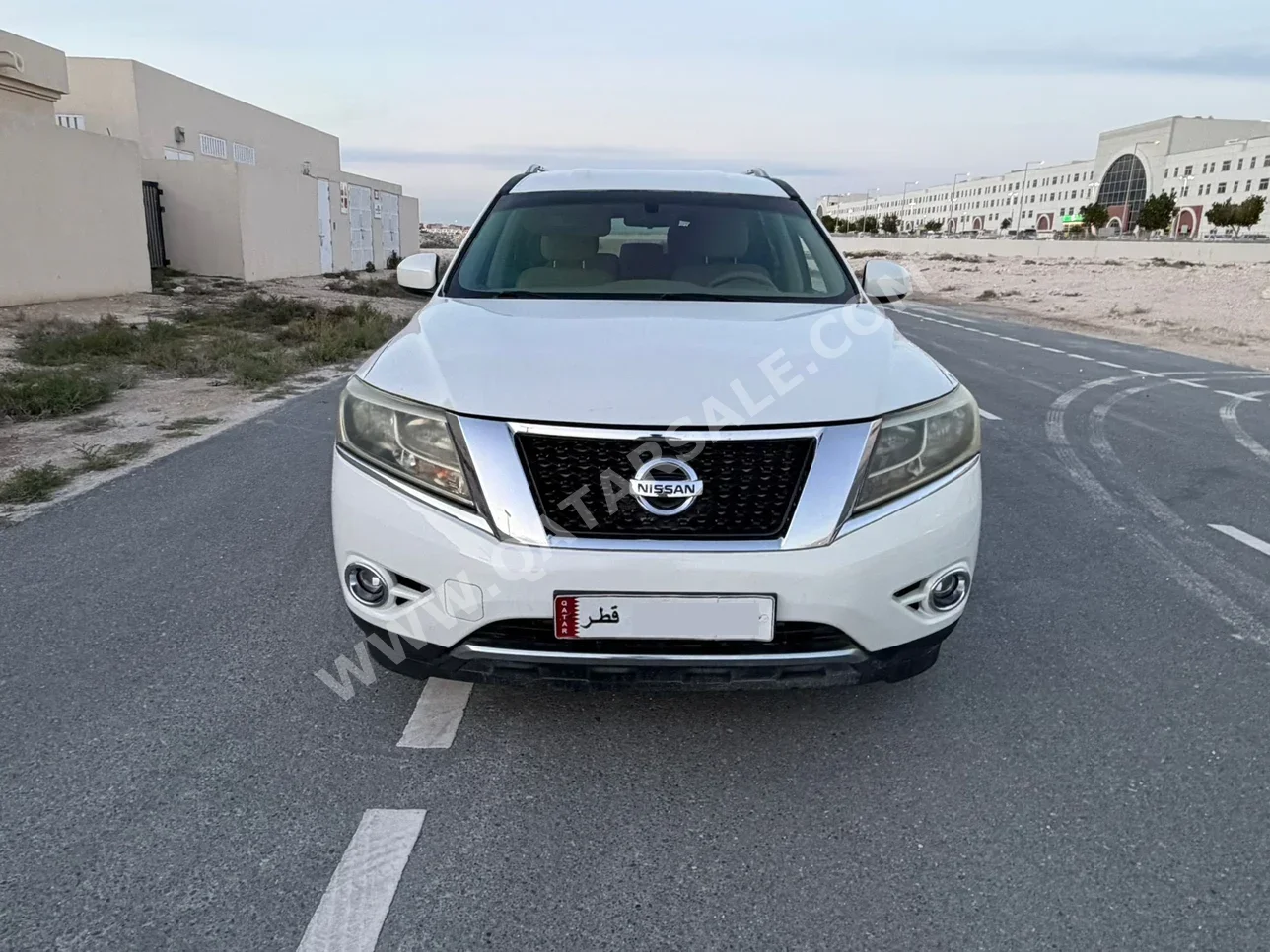 نيسان  باثفايندر  2014  اوتوماتيك  92,000 كم  6 سلندر  دفع رباعي  اس يو في  أبيض
